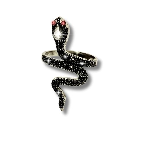 Anillo de marquesita víbora con cristal en cabeza