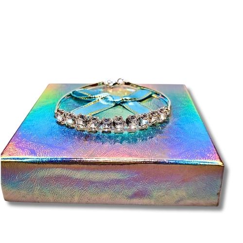 Brazalete de plata con circonias blancas