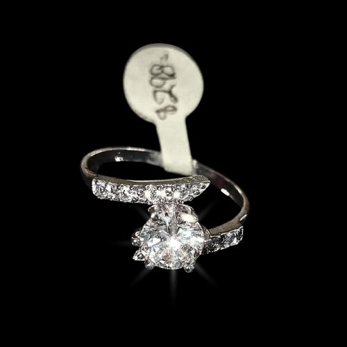 Anillo de compromiso con microcirconia #10