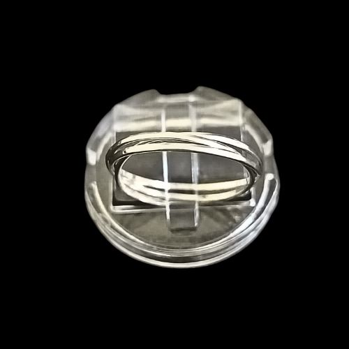 Anillo triple entrelazado liso