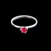 Anillo solitario color rojo