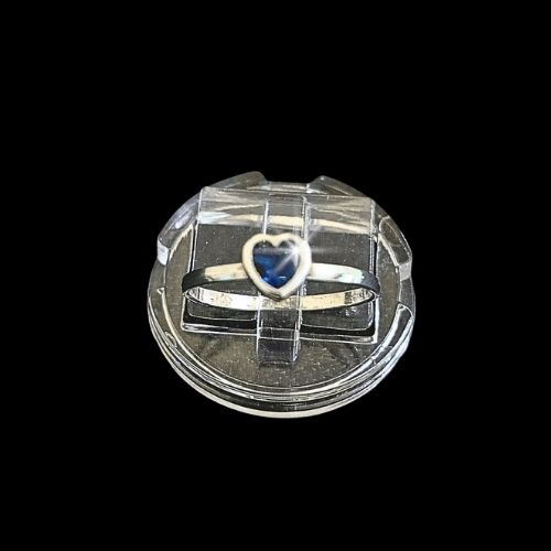 Anillo corazón biselado azul