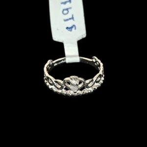 Anillo de corona circonias blancas #8