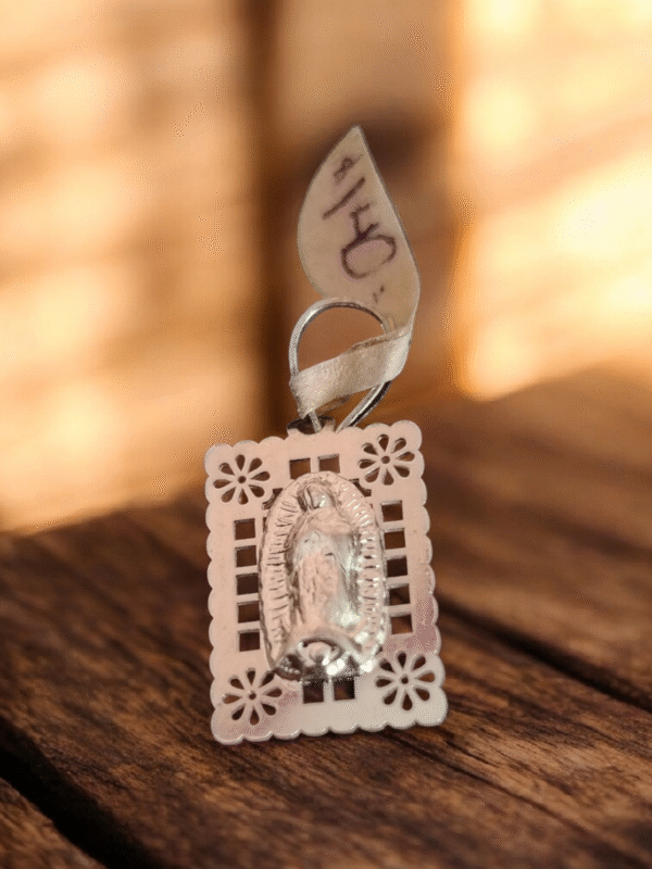 Mini dije de la virgencita liso